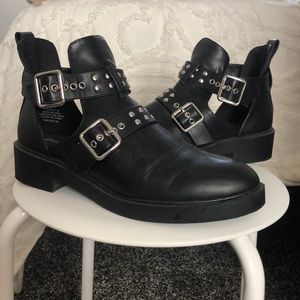 h&m Cut Out Black Ankle Boots